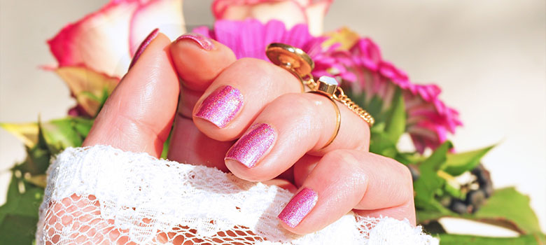 Różowe paznokcie, propozycje różowego manicure