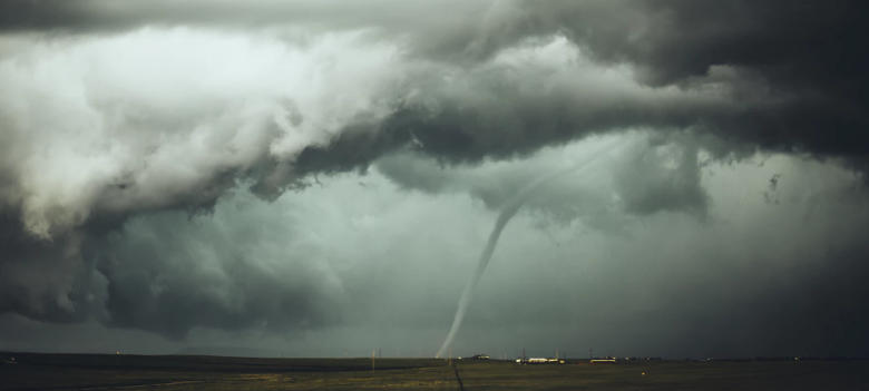Sennik: tornado